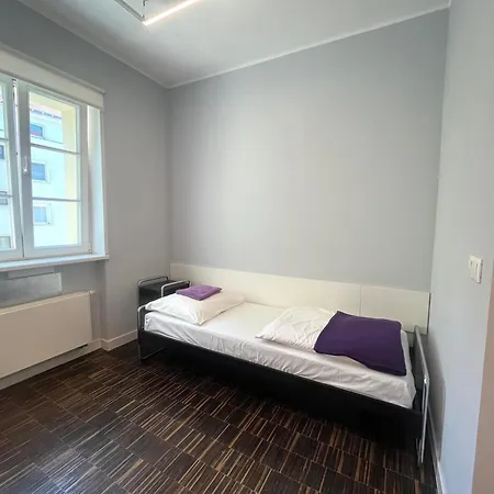 Hostel Dom Studencki Hanka *