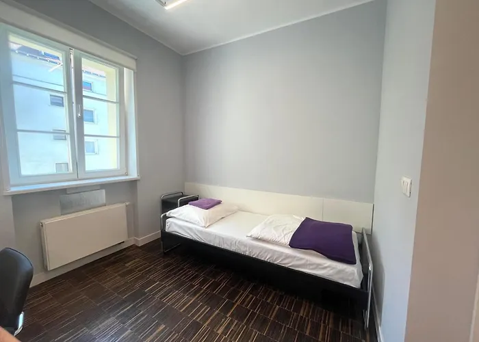 Hostel Dom Studencki Hanka *